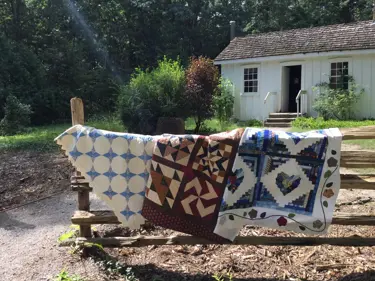 North-Lambton-Quilters---LG.jpg